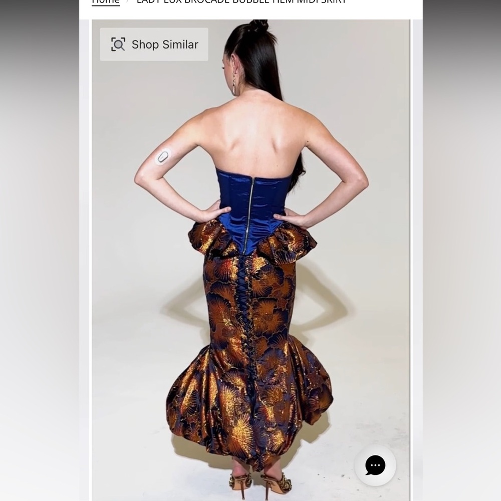 AKIRA Lady Lux Brocade Corset Top & Bubble Hem Midi Skirt Set - Picture 4 of 14